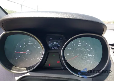 2015 Hyundai Elantra Se from USA, damaged, VIN 5NPDH4AE7FH642092